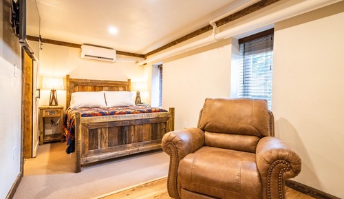 Double Room, Ensuite (Room 11 Miners suite)