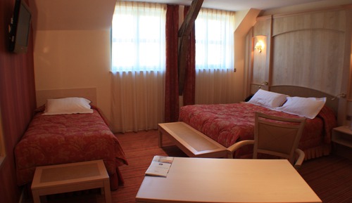 Family Room, Multiple Beds