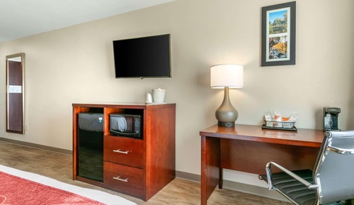 Standard Room, 2 Queen Beds, Non Smoking