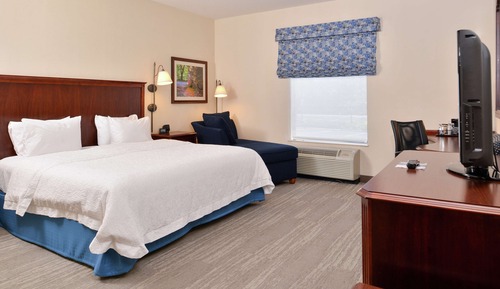 One King Bed, Non-Smoking