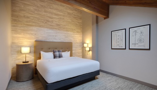 1 KING BEDROOM AND 1 KING RESIDENTIAL SUITE