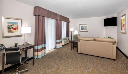 Executive Suite, 1 King Bed, Non Smoking