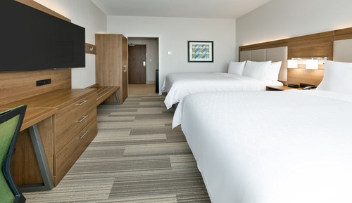 Suite, Multiple Beds