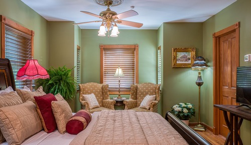 Superior Double Room, 1 Queen Bed, Patio, Courtyard View