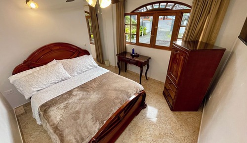 Standard Quadruple Room (Laurel)