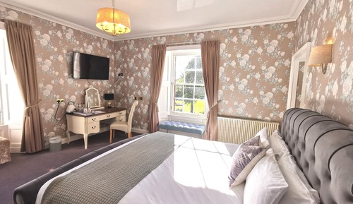 Superior Double Room, 1 King Bed, Non Smoking, Ensuite (House Super King Room 4-1st Floor)