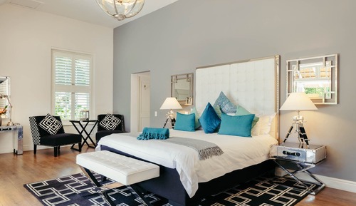 Executive Room 5
