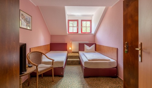 Superior Quadruple Room, Private Bathroom