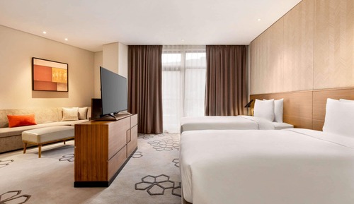 Room, Multiple Beds, Mountain View (2 Twinbed & 1 Sofabed)