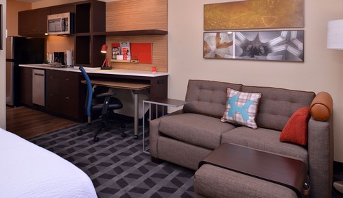 Studio, 1 King Bed with Sofa bed (Mobility/Hearing Access, Roll-In Shwr)