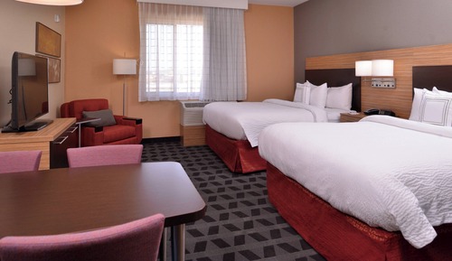 Studio, 2 Queen Beds (Hearing Accessible)