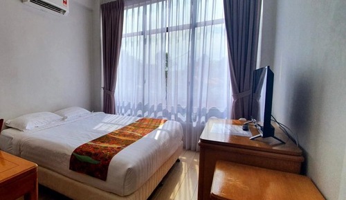 Standard Room King or Queen