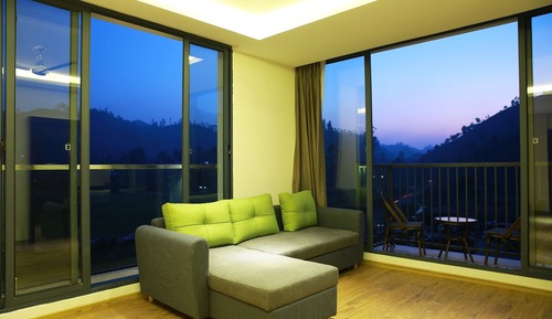 Luxury Suite