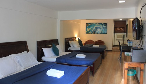 Family Room, Multiple Beds