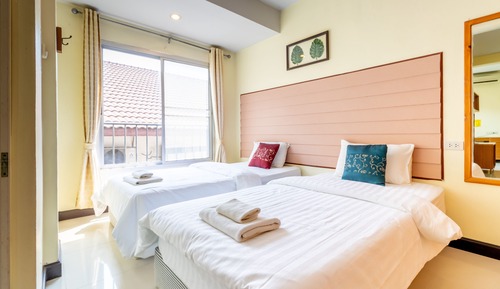 The Palm Suite