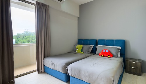 Family Apartment, 2 Bedrooms, Partial Sea View, Beachfront