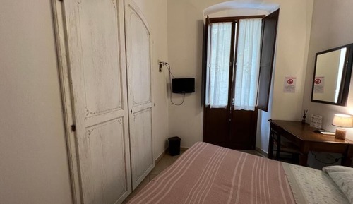 Basic Double Room