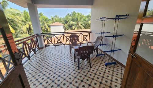Studio with Terrace Pool View