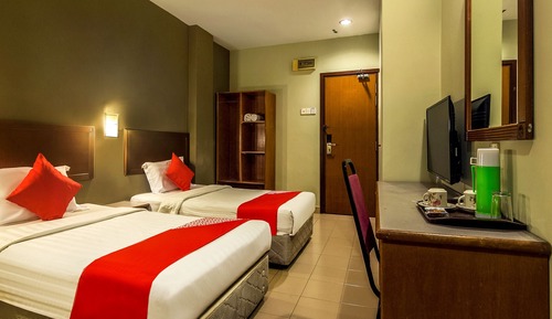 Standard Twin Room
