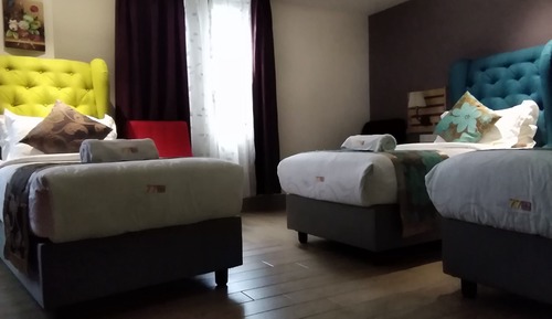 Family Room (Deluxe)