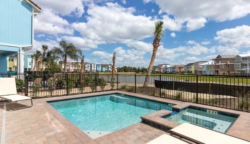 House, Multiple Beds, Pool View (Four-Bedroom House)