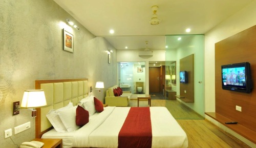 Super Deluxe Room