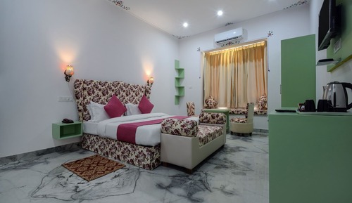 Deluxe Double or Twin Room, 1 King Bed