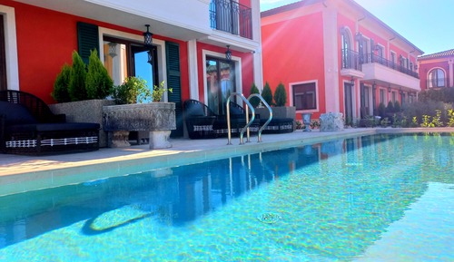 Premiere Villa VIP (4+2)