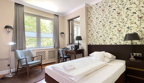 Superior Single Room