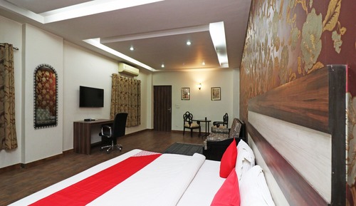 Suite, 1 King Bed