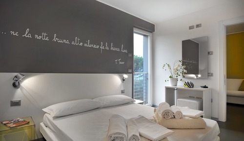 Family Suite (3-6 Pax)