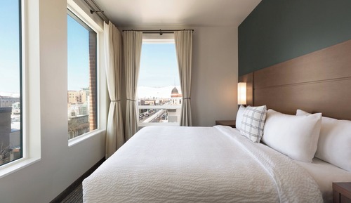 Suite, 1 Bedroom, Non Smoking (Mobility/Hearing Accessible, Tub)