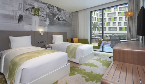 Standard Room, 2 Twin Beds, Pool View