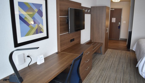 Room, 2 Queen Beds, Accessible, Non Smoking (Hearing, Mobility Tub)