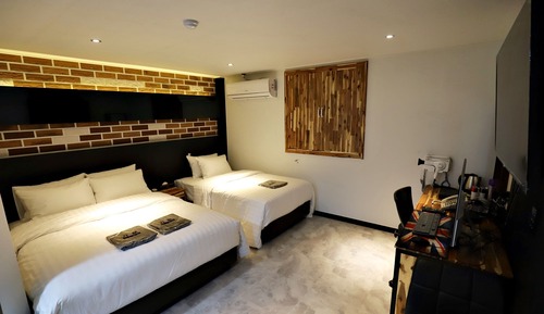 Family Twin Room