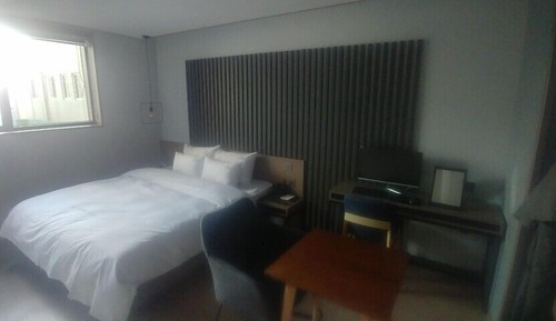Deluxe Room (No Breakfast on Monday)