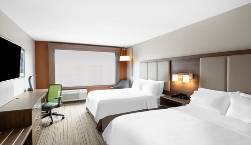 Standard Room, 2 Queen Beds, Mobility Accessible (Accessible Tub)
