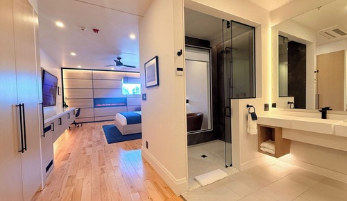 Luxury Room 7