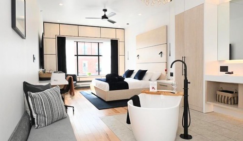 Luxury Room 1