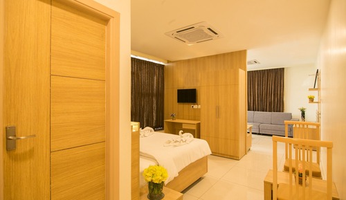Executive Suite, Multiple Beds