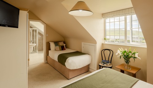 Classic Double or Twin Room, Multiple Beds, Sea View