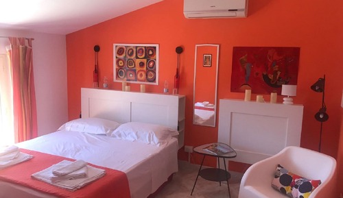 Comfort Room, 1 Bedroom, Non Smoking, Mountain View