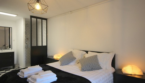 Double Room, Pool View (Vanille)