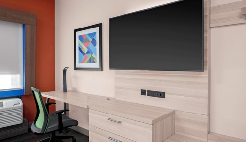 Suite, 1 King Bed
