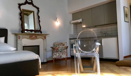 City Studio, 1 Queen Bed