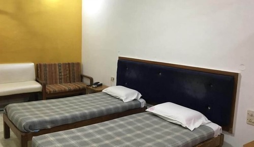 Basic Double Room, 1 Double Bed