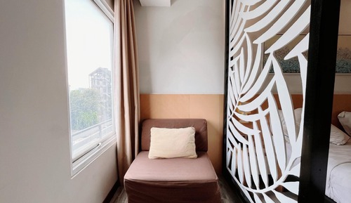 Deluxe Room King Bed