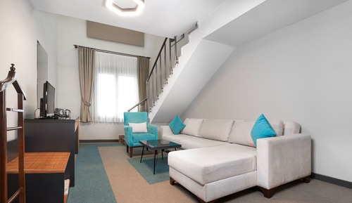 Deluxe Duplex