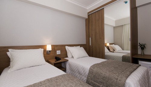 Deluxe Apartment, Connecting Rooms