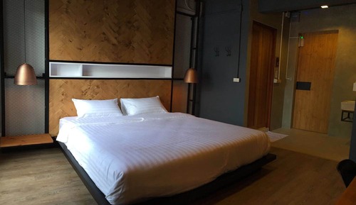 King Size Bedroom